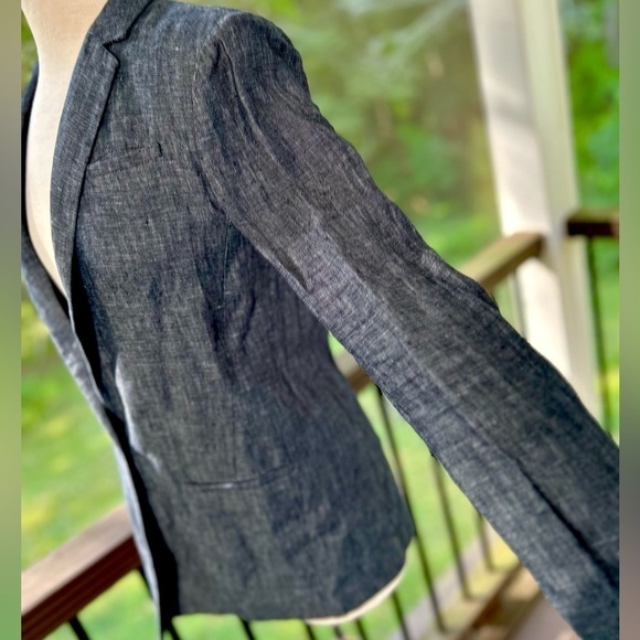 Banana Republic Boyfriend Blazer Size 4 Dark Blue Chambray Coat - Picture 5 of 9
